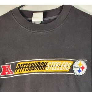 NFL Team Apparel Mens Pittsburgh Steelers Crewneck Sweatshirt Black XL Vintage